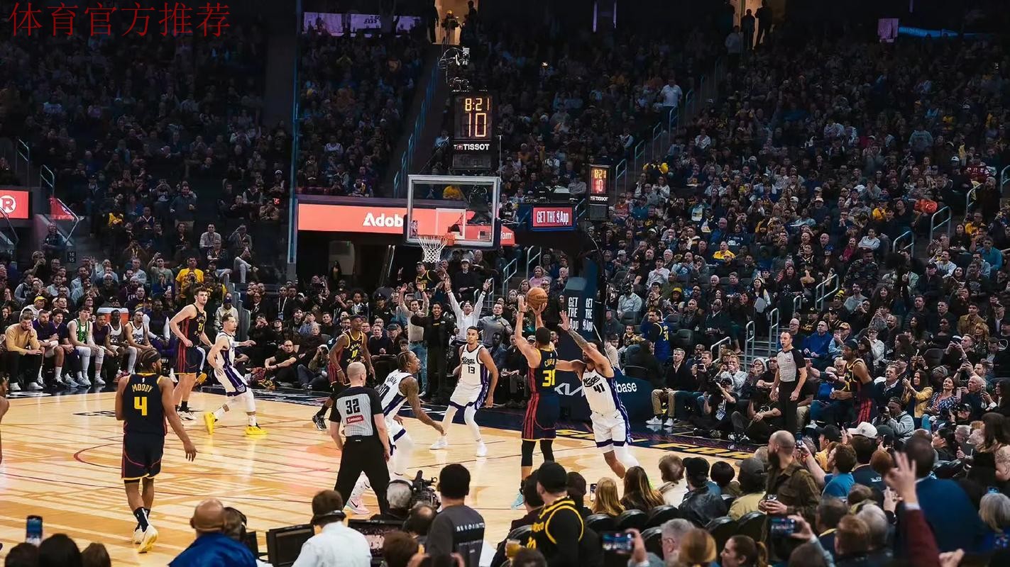 回暖！杰克逊次节连中2记三分，此前近5场比赛三分13中0